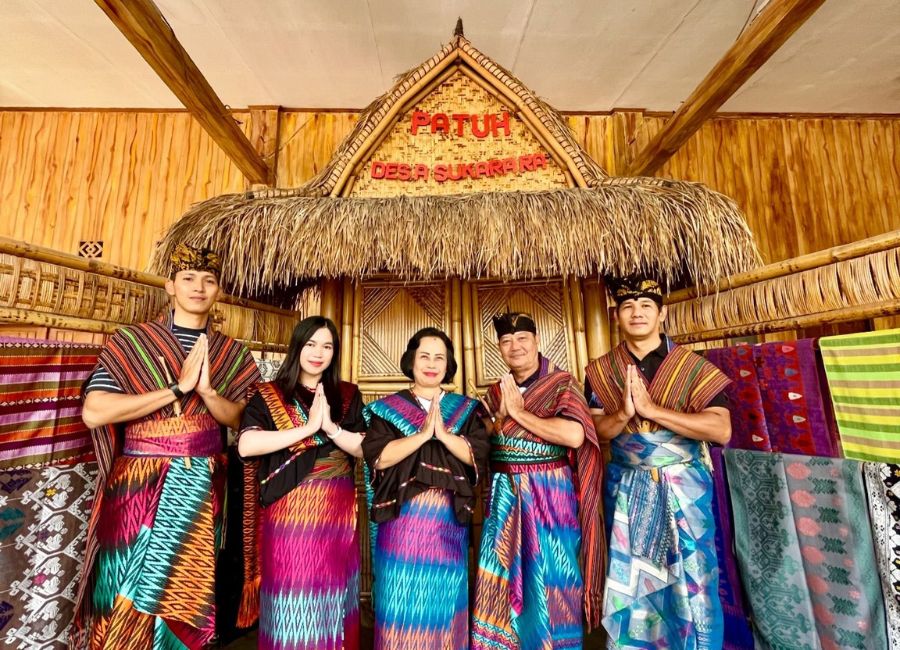 Paket Tour Sasak Mandalika